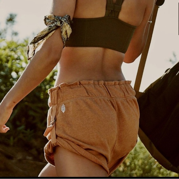 Free People Movement Siren Short Medium - Picture 1 of 8